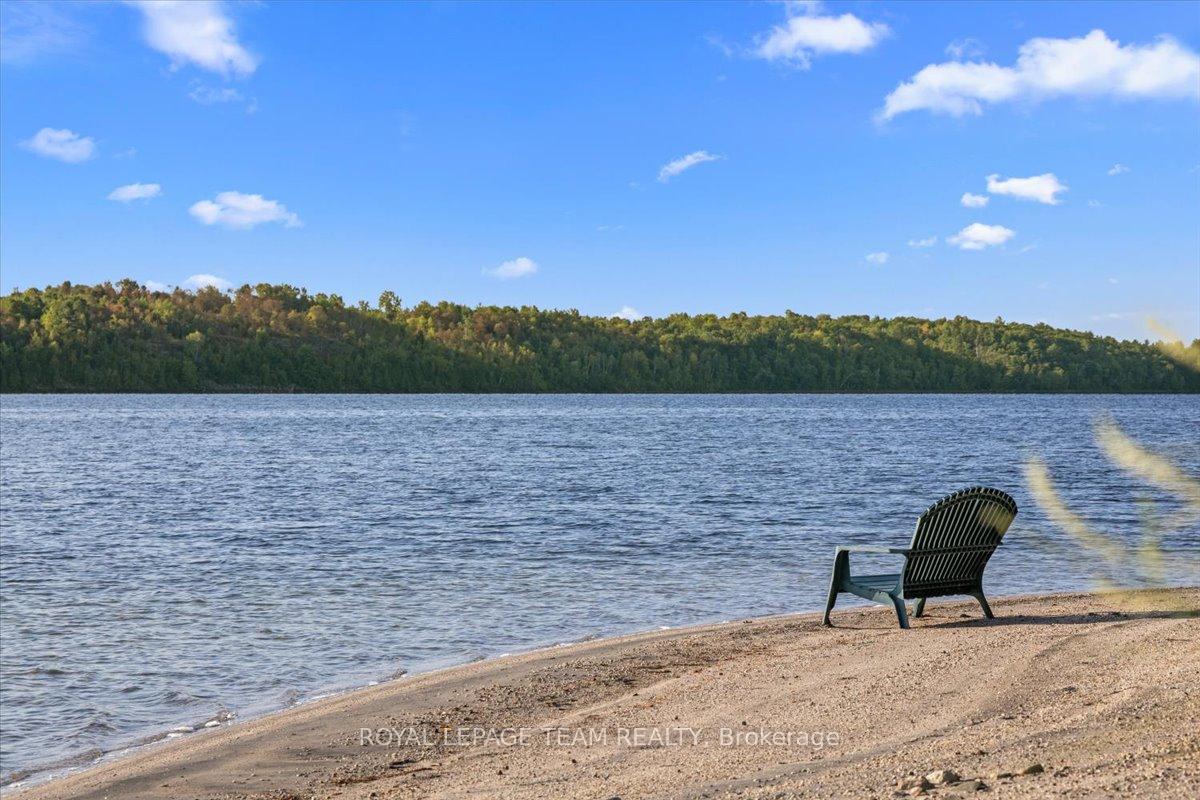 Photo 7 of 884 Anderson Road N, Frontenac, Frontenac South — HOMEH