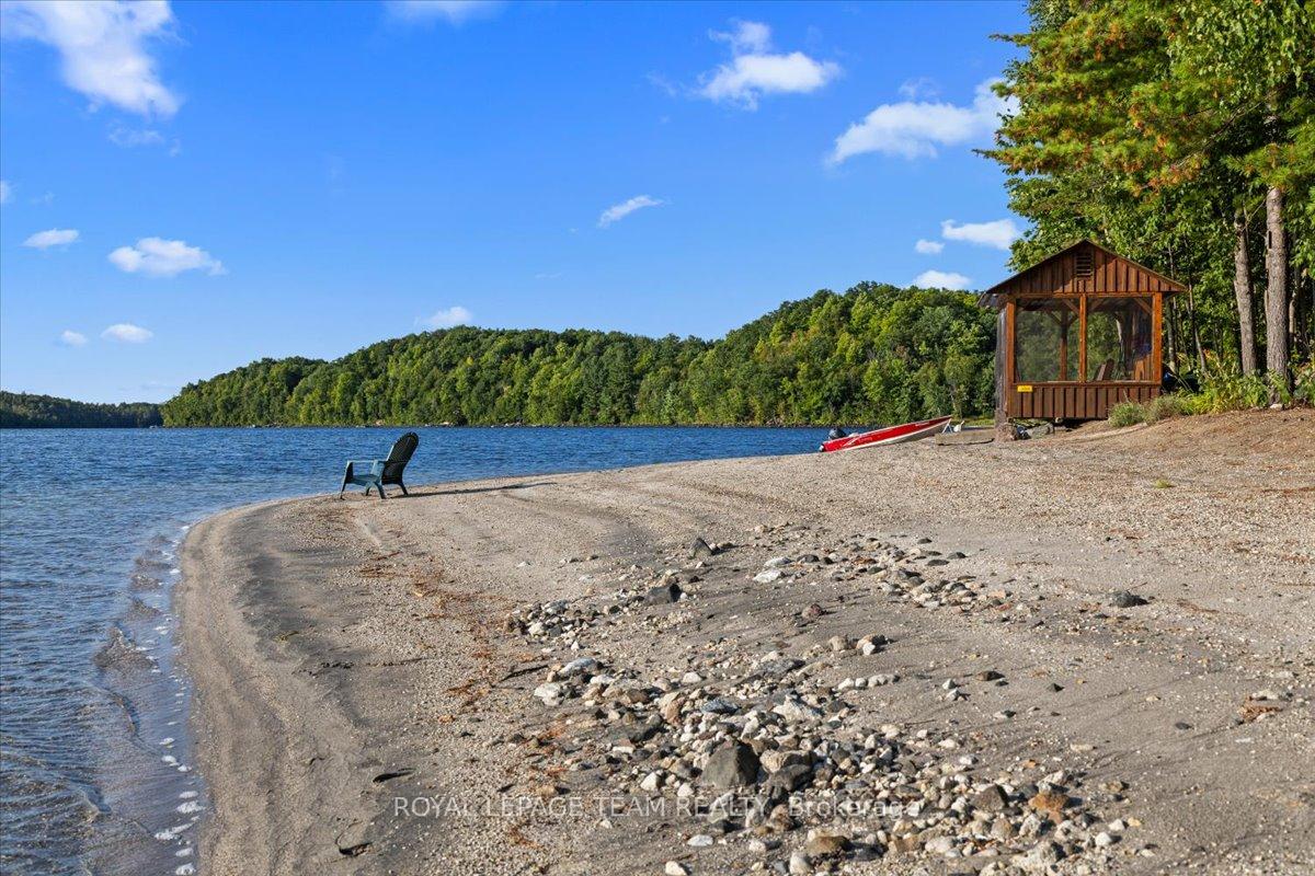 Photo 8 of 884 Anderson Road N, Frontenac, Frontenac South — HOMEH