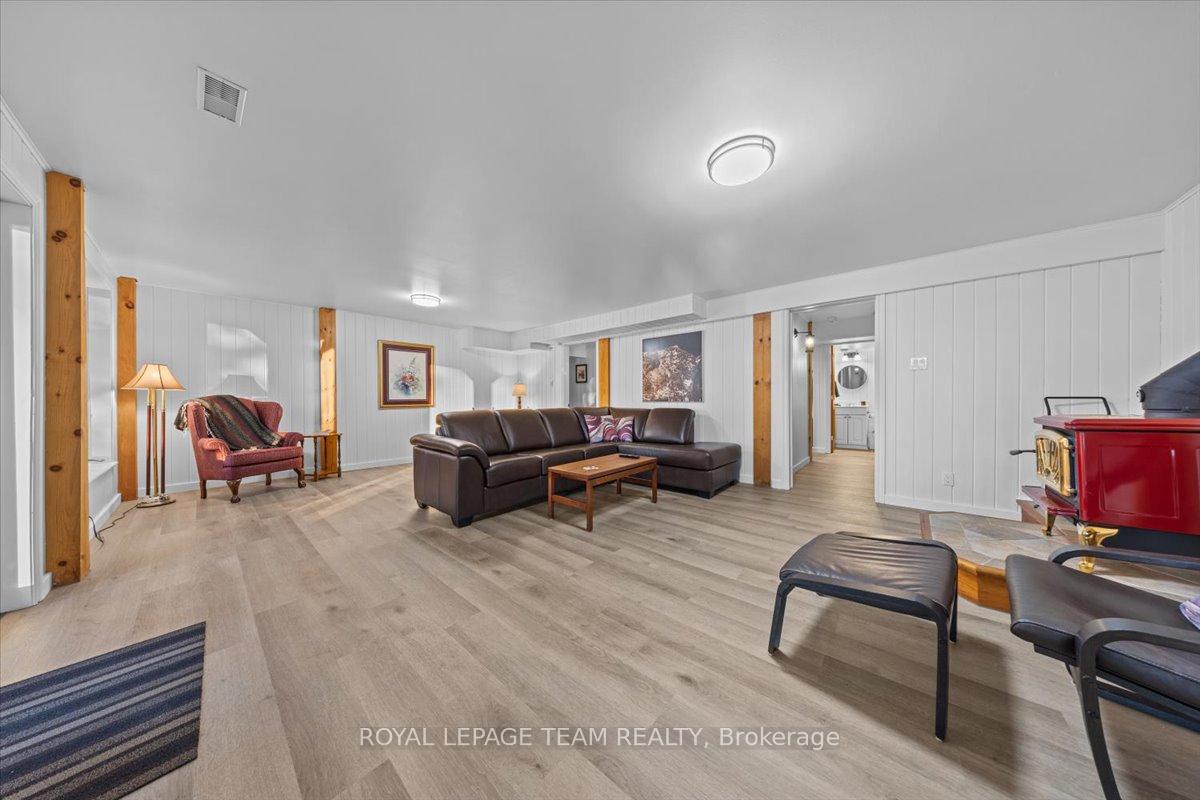 Photo 28 of 884 Anderson Road N, Frontenac, Frontenac South — HOMEH