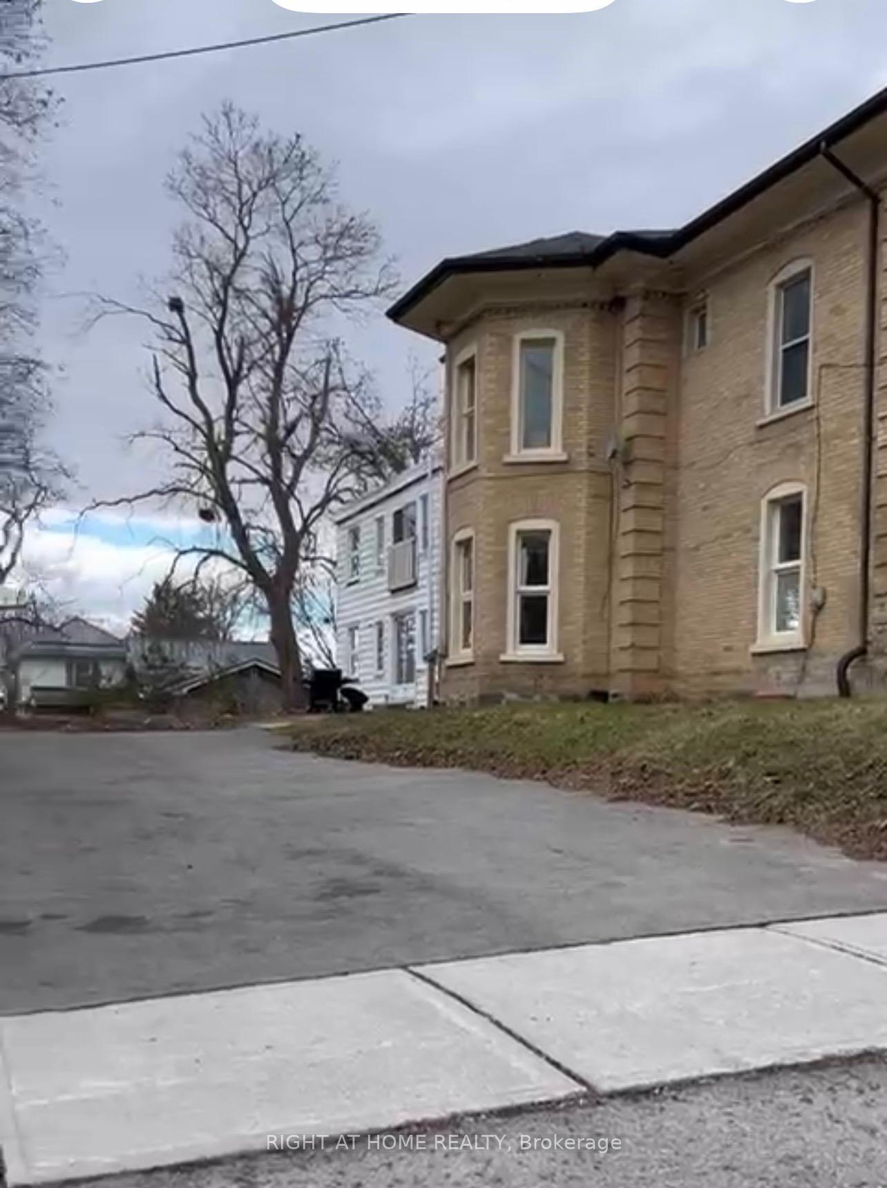 Photo 5 of Unit 5, 657 Bethune Street, Peterborough, Town Ward 3 — HOMEH