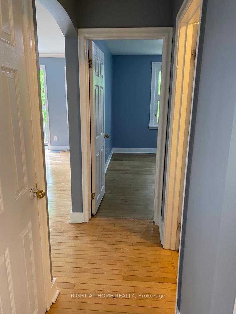 Photo 14 of Unit 5, 657 Bethune Street, Peterborough, Town Ward 3 — HOMEH