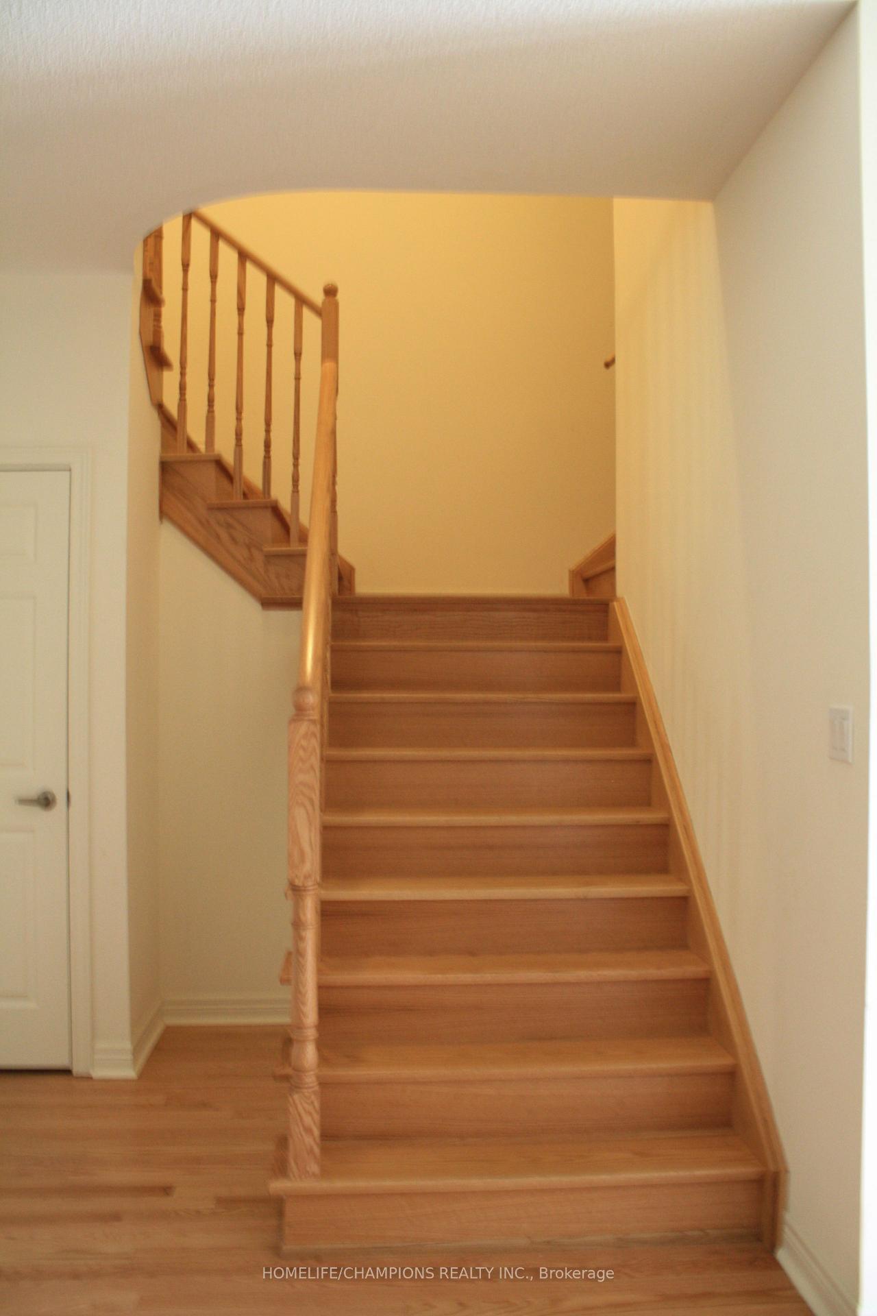 Photo 8 of 1183 Kettering Drive W, Oshawa, Eastdale — HOMEH