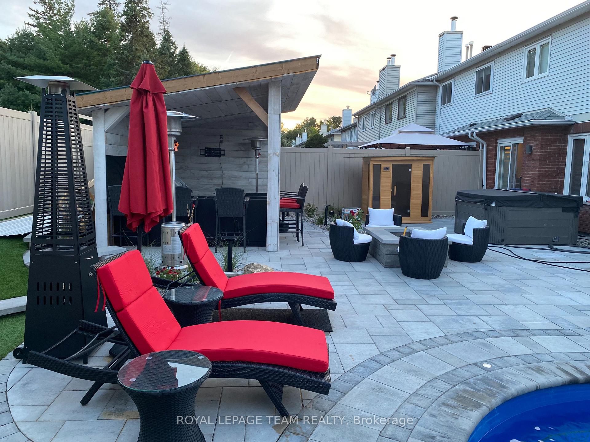 Photo 26 of 1 Peterson Place, Ottawa, Kanata - Katimavik — HOMEH