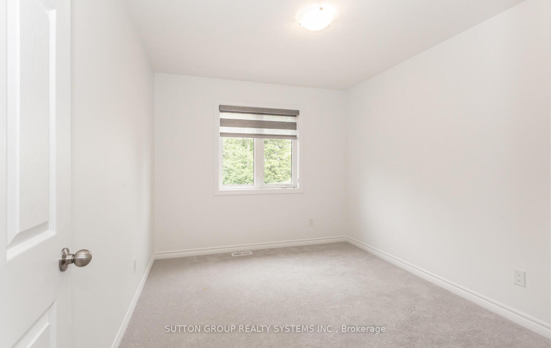 Photo 17 of 109 Woodedge Circle, Kitchener — HOMEH