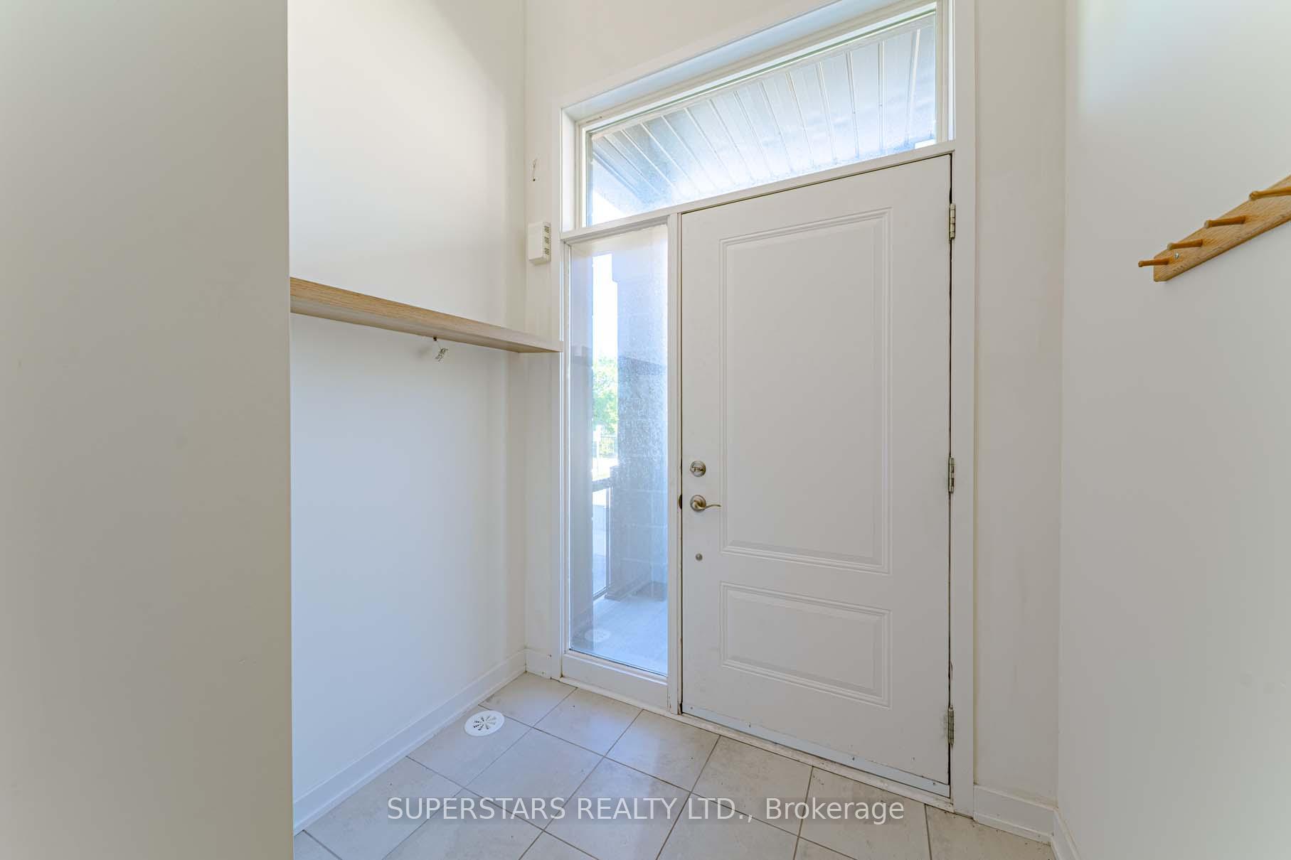 Photo 3 of 21 Armillo Place, Markham, Wismer — HOMEH