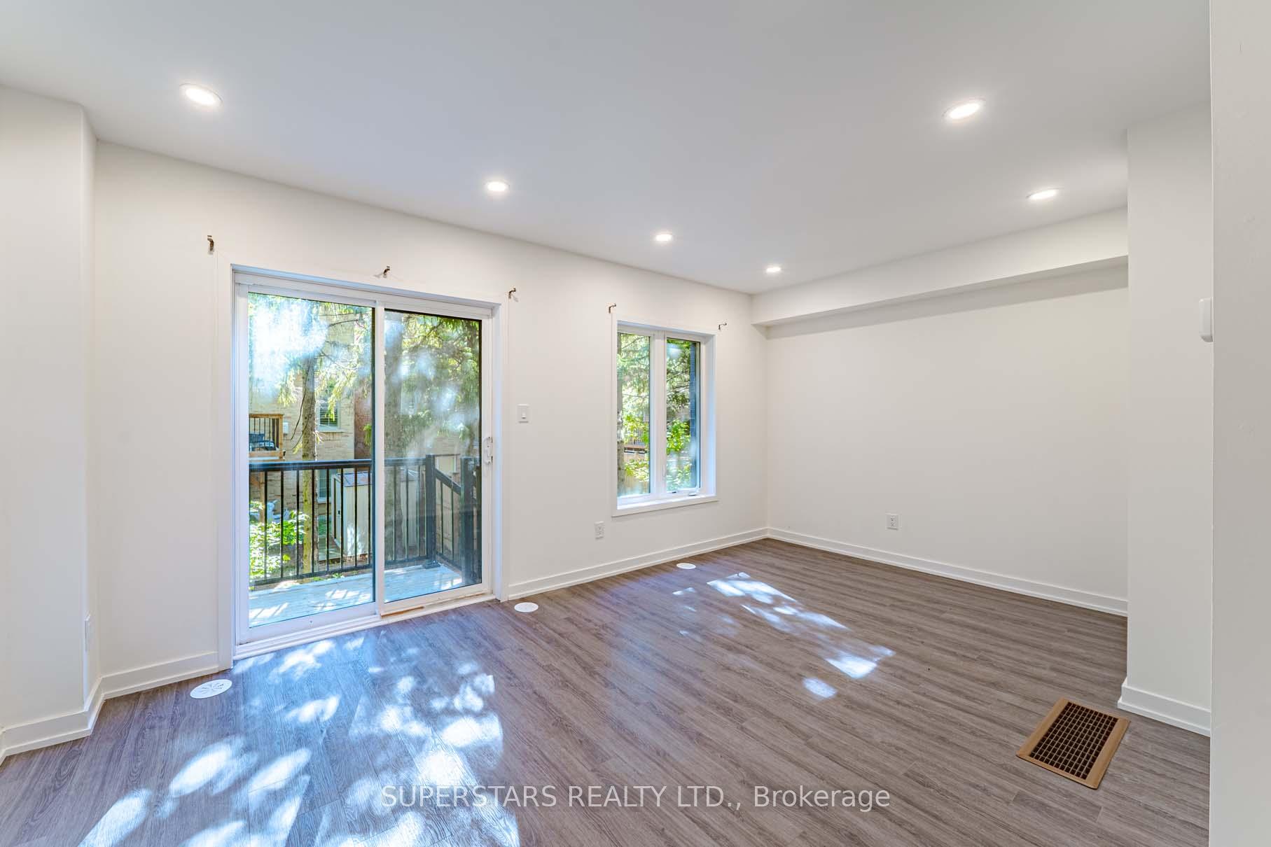 Photo 4 of 21 Armillo Place, Markham, Wismer — HOMEH