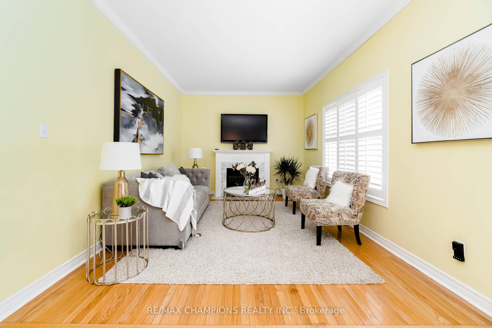 Photo 17 of Unit Upper, 32 Vernet Crescent, Brampton, Vales of Castlemore North — HOMEH