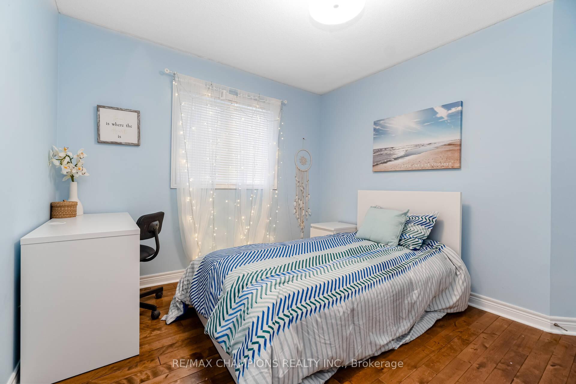 Photo 35 of Unit Upper, 32 Vernet Crescent, Brampton, Vales of Castlemore North — HOMEH