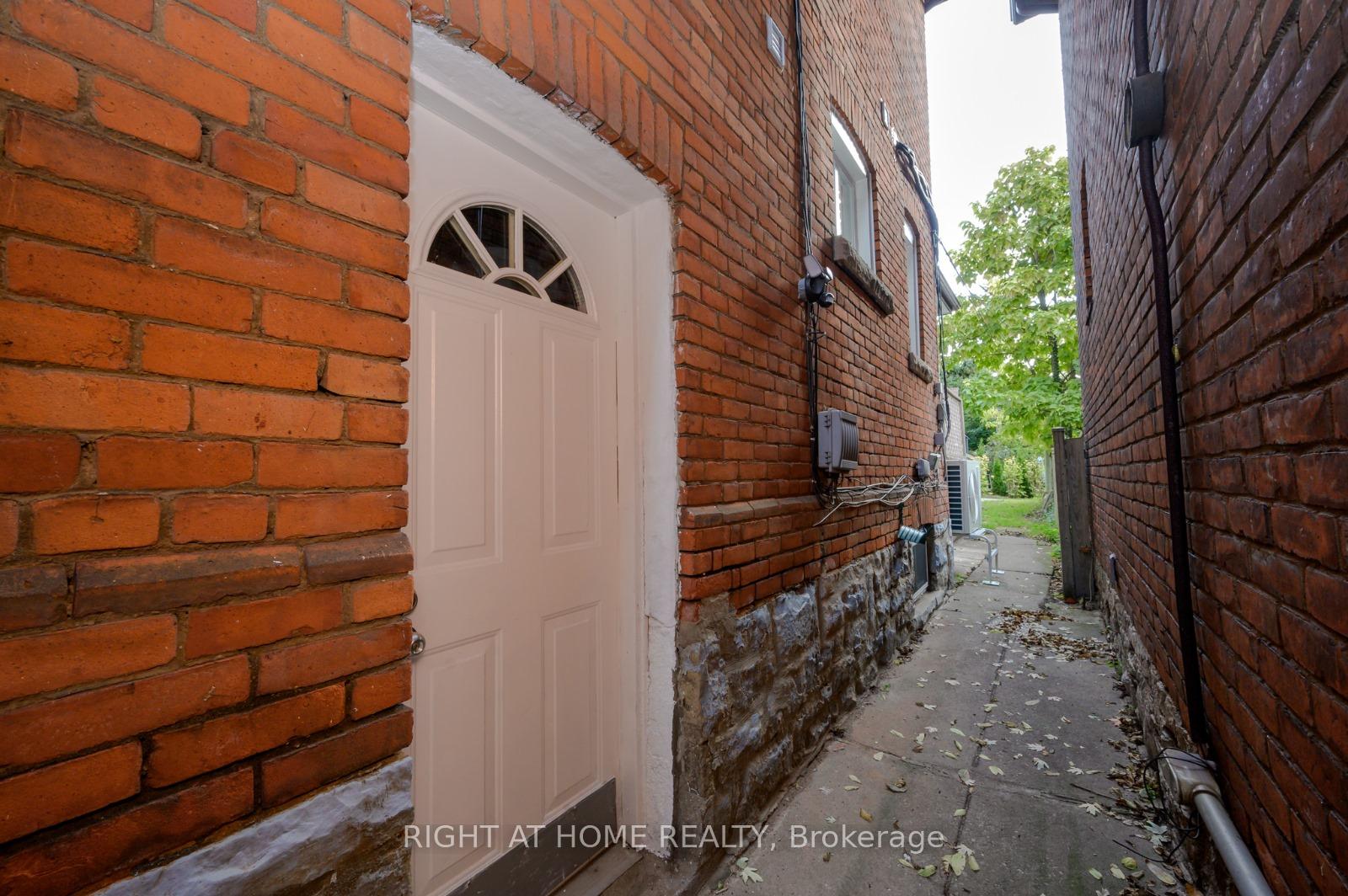 Photo 21 of 72 Dundurn Street N, Hamilton, Strathcona — HOMEH