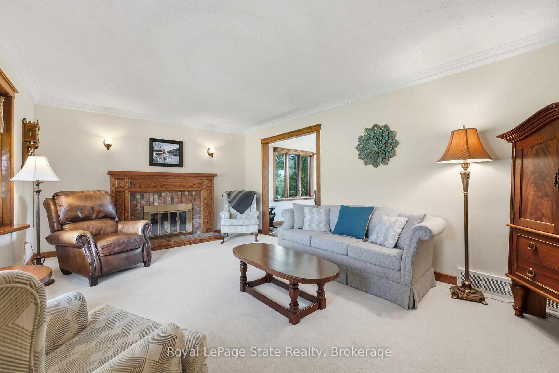 Photo 15 of 685 Robson Road, Hamilton, Rural Flamborough — HOMEH