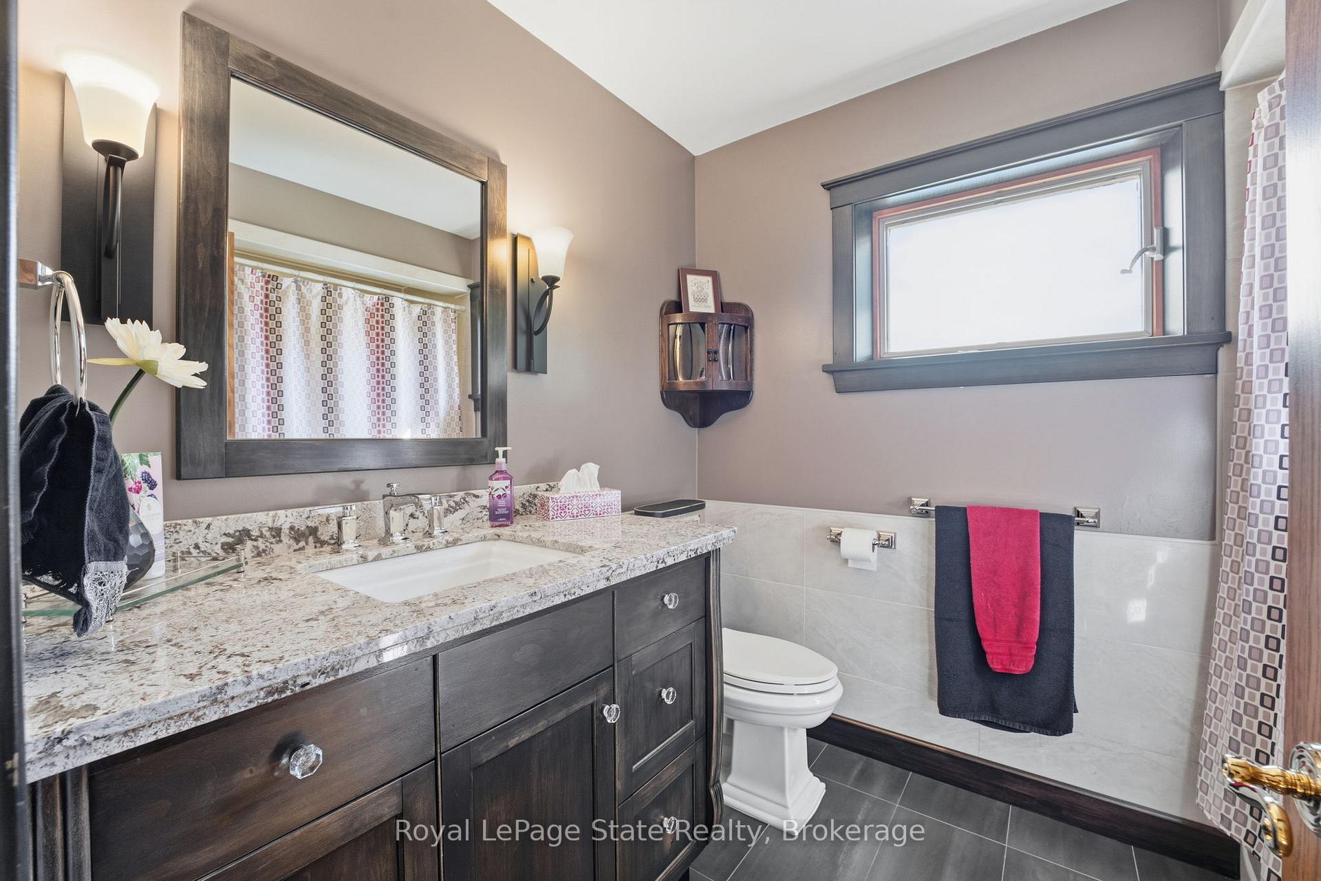 Photo 30 of 685 Robson Road, Hamilton, Rural Flamborough — HOMEH