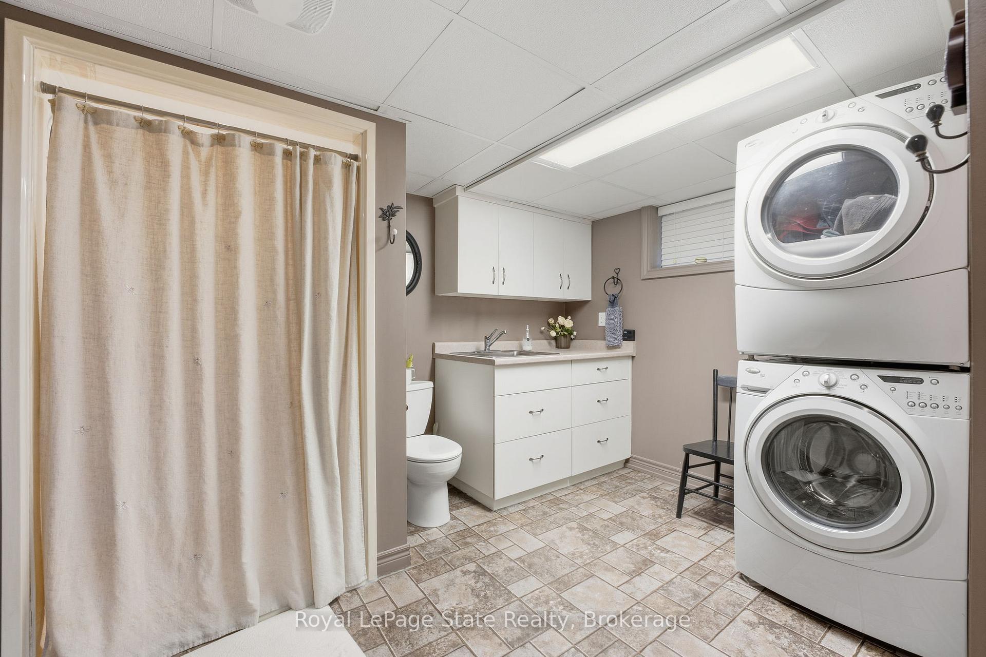 Photo 37 of 685 Robson Road, Hamilton, Rural Flamborough — HOMEH