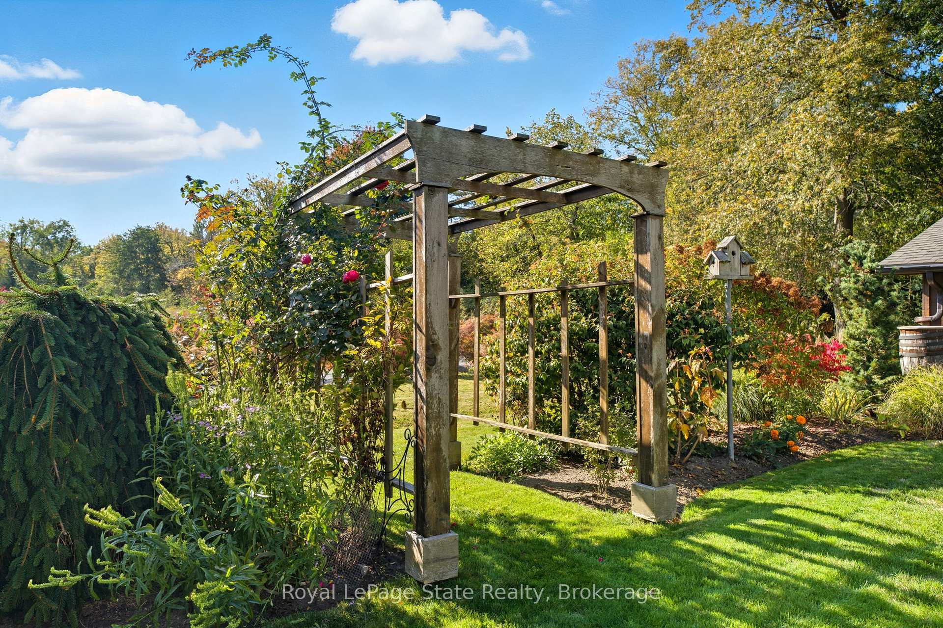 Photo 45 of 685 Robson Road, Hamilton, Rural Flamborough — HOMEH
