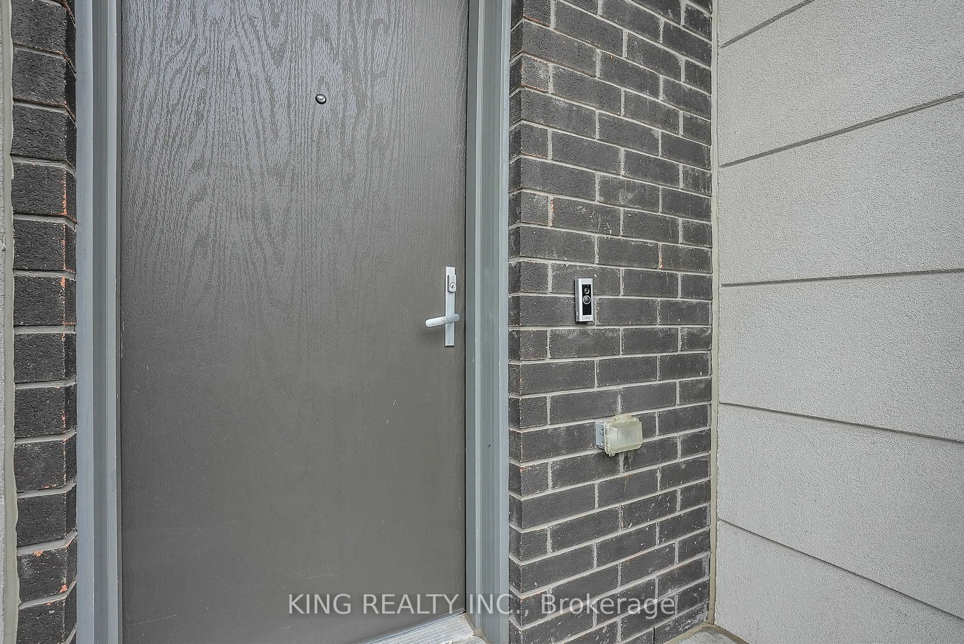 Photo 2 of 13 Heathrow Lane E, Caledon, Bolton East — HOMEH