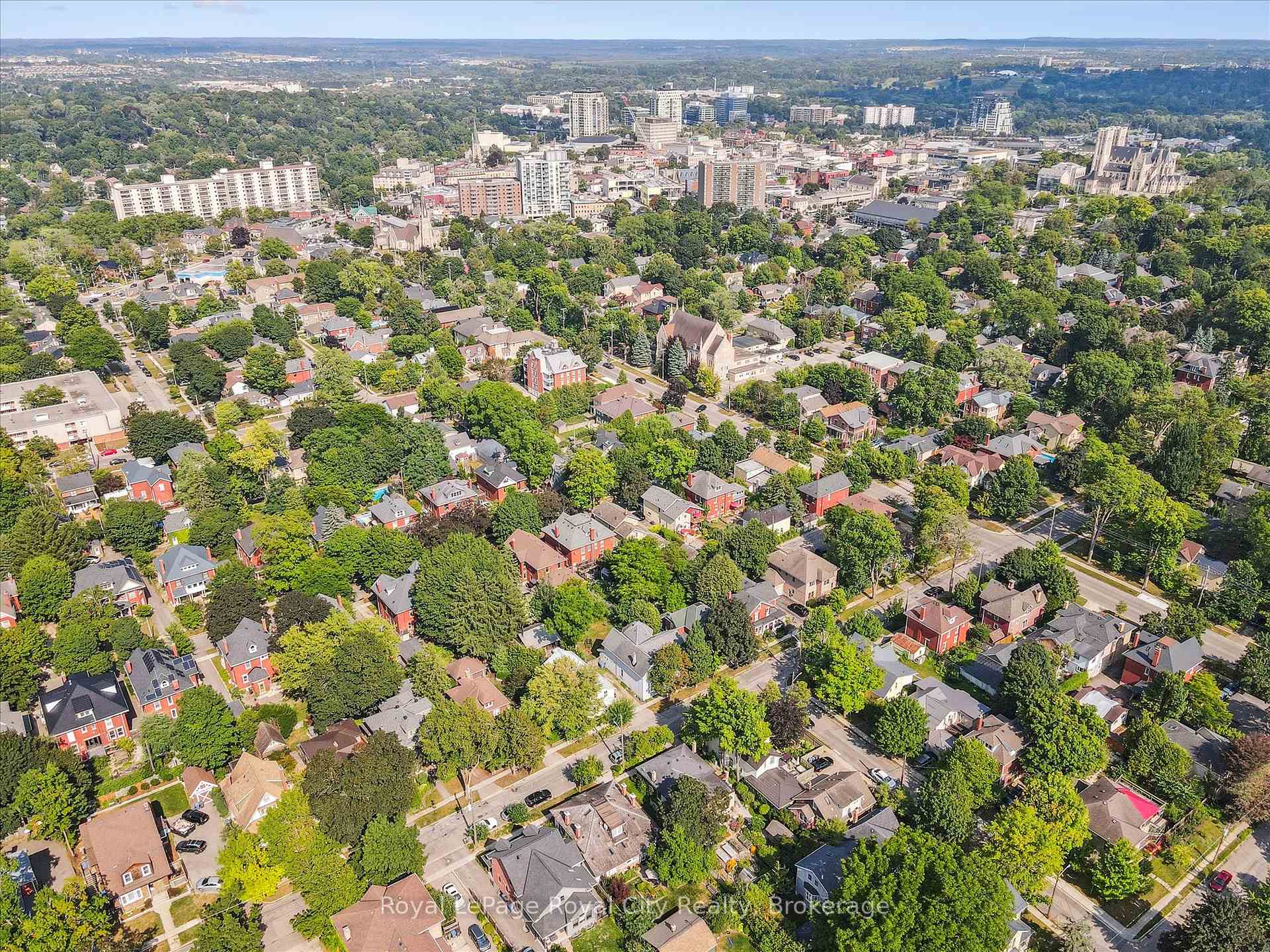 Photo 6 of 192 Glasgow Street N, Guelph, Downtown — HOMEH