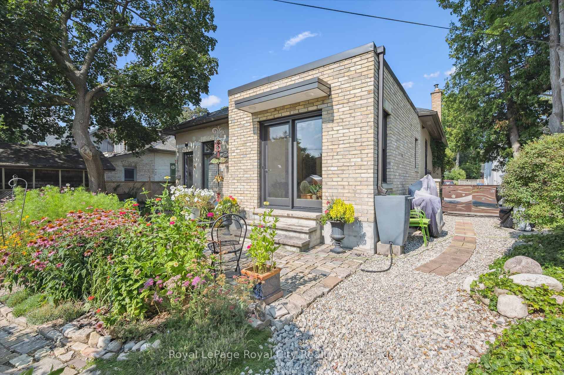 Photo 39 of 192 Glasgow Street N, Guelph, Downtown — HOMEH