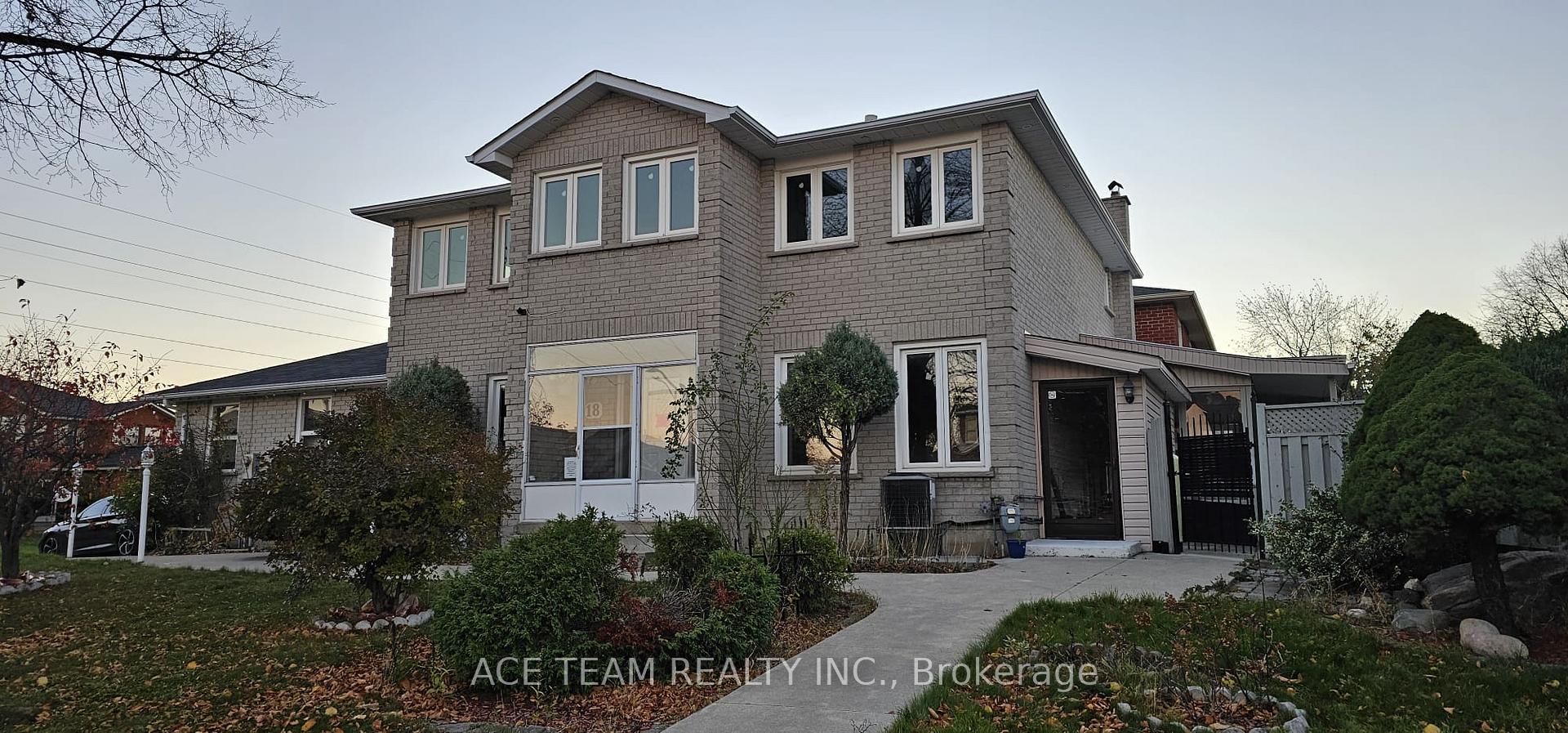Photo 11 of 18 Scarlett Drive, Brampton, Fletcher's Creek South — HOMEH