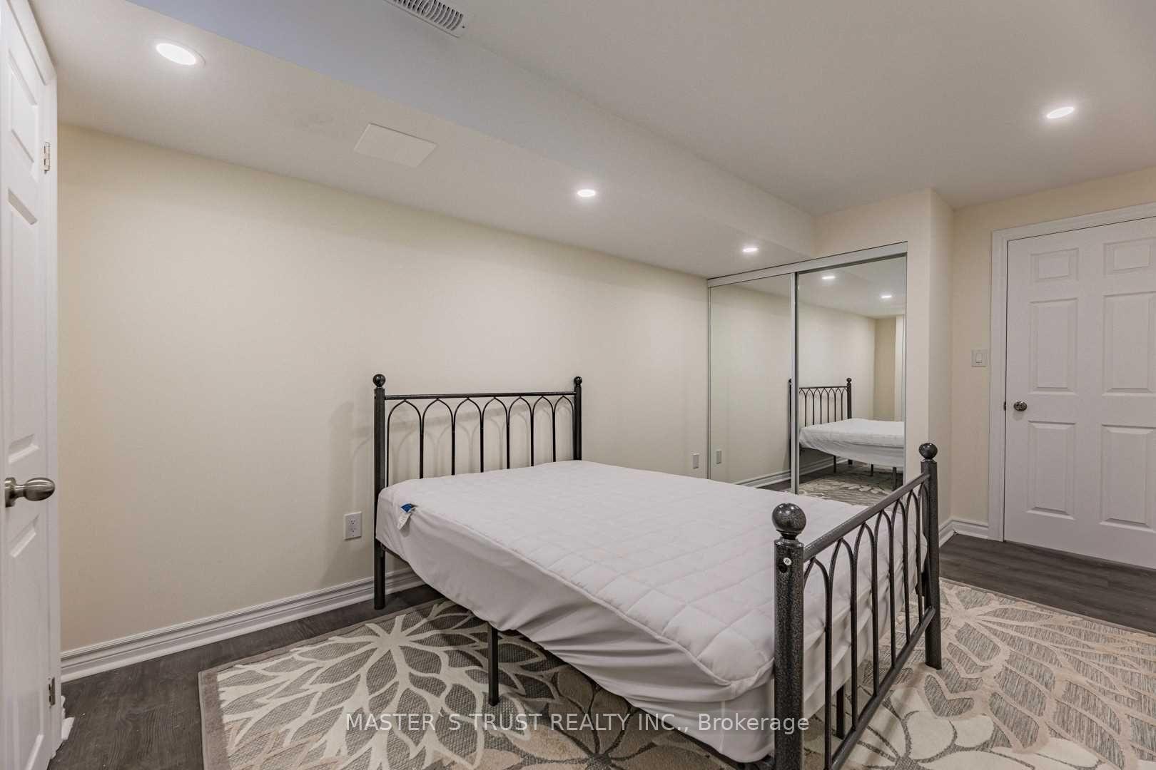 Photo 2 of Unit Bsmt, 233 Shelbourne Drive, Vaughan, Vellore Village — HOMEH