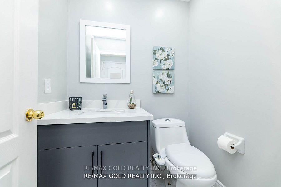 Photo 10 of 19 Thunderbird Trail, Brampton, Sandringham-Wellington — HOMEH
