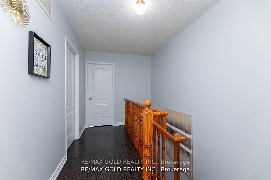 Photo 27 of 19 Thunderbird Trail, Brampton, Sandringham-Wellington — HOMEH