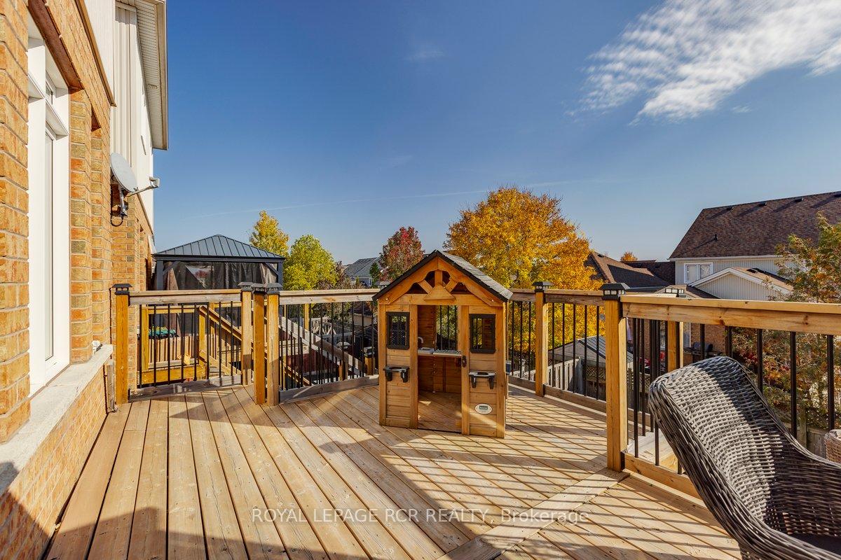 Photo 8 of 1813 Lamstone Street, Innisfil, Alcona — HOMEH