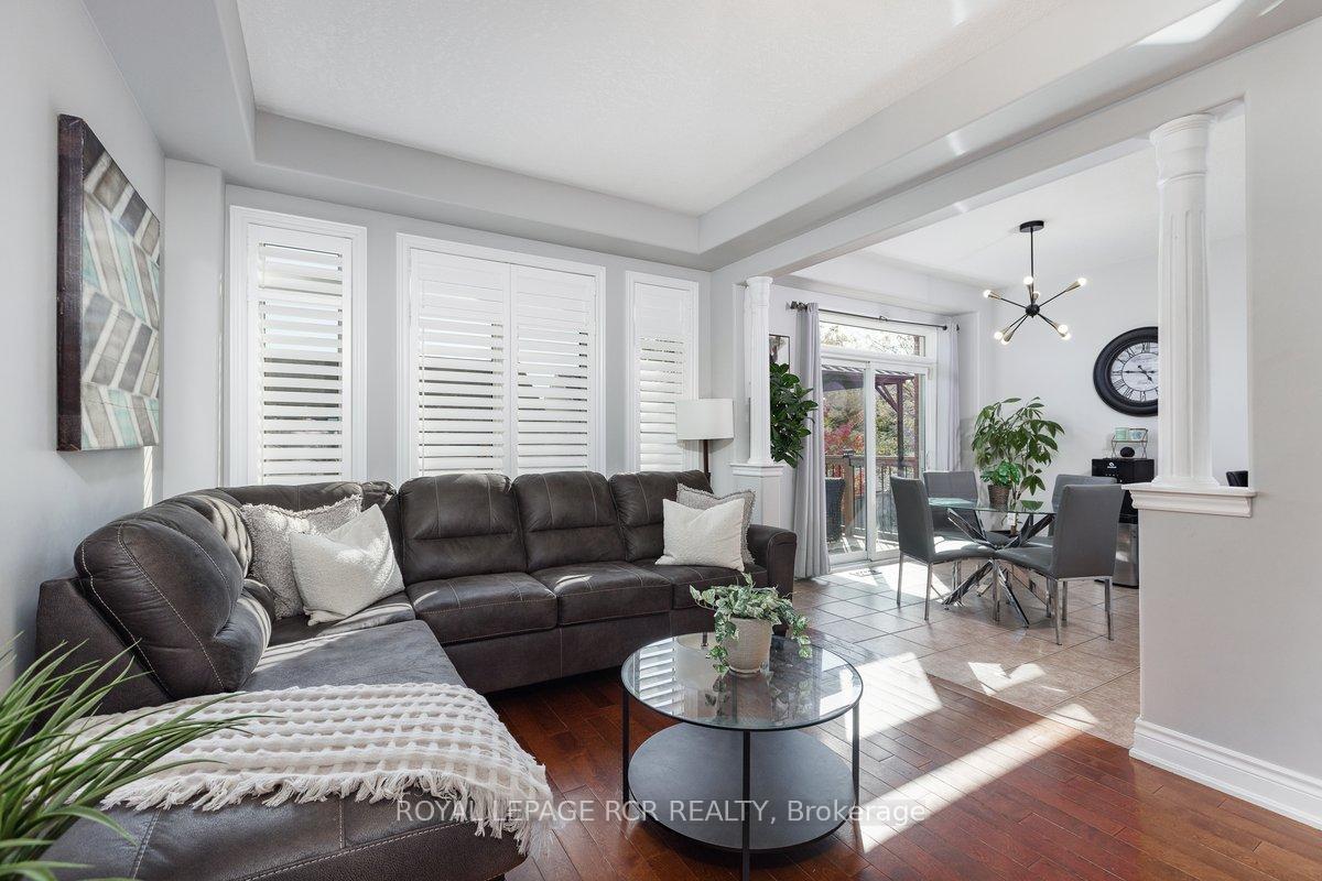 Photo 13 of 1813 Lamstone Street, Innisfil, Alcona — HOMEH