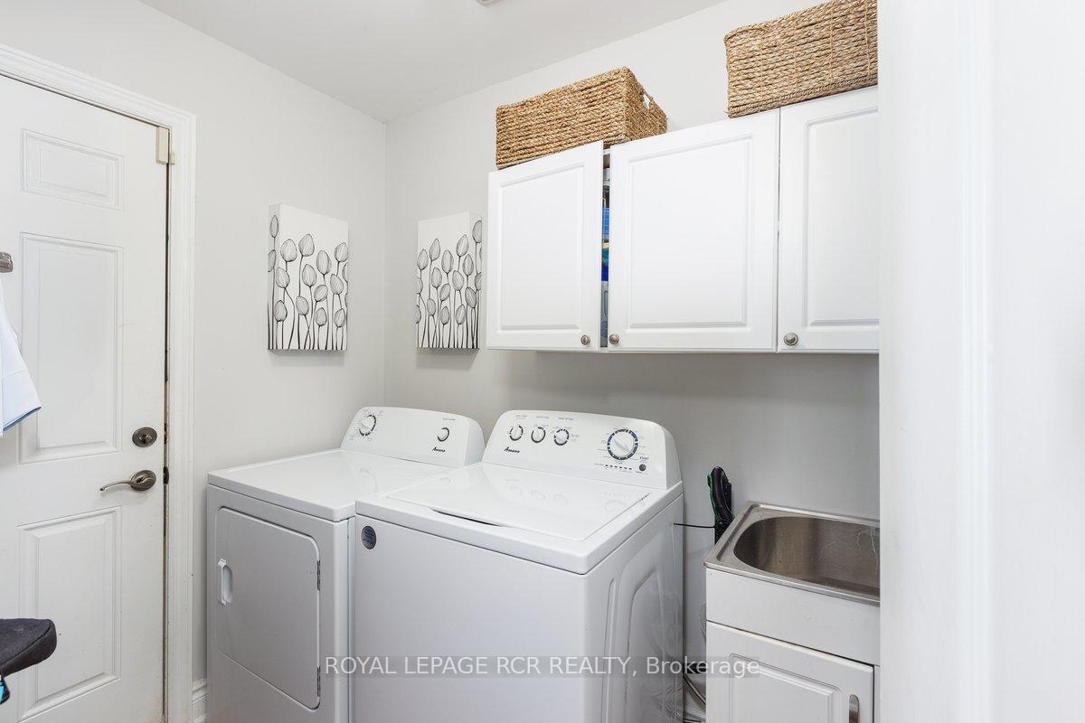 Photo 12 of 1813 Lamstone Street, Innisfil, Alcona — HOMEH