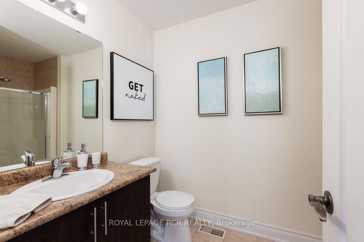 Photo 23 of 1813 Lamstone Street, Innisfil, Alcona — HOMEH
