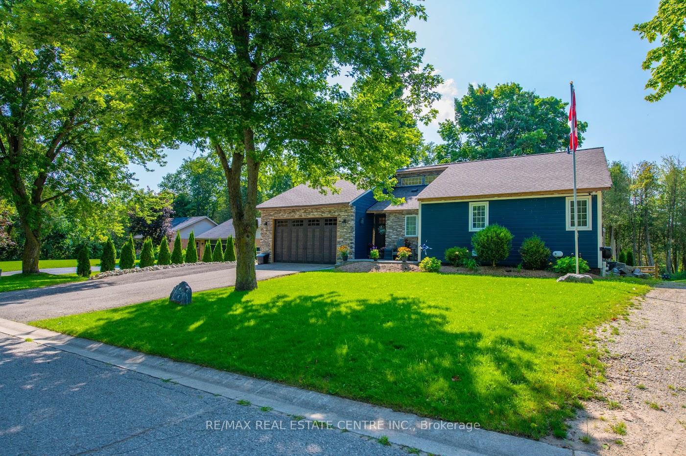 Photo 2 of 126 Maple Court, Shelburne — HOMEH