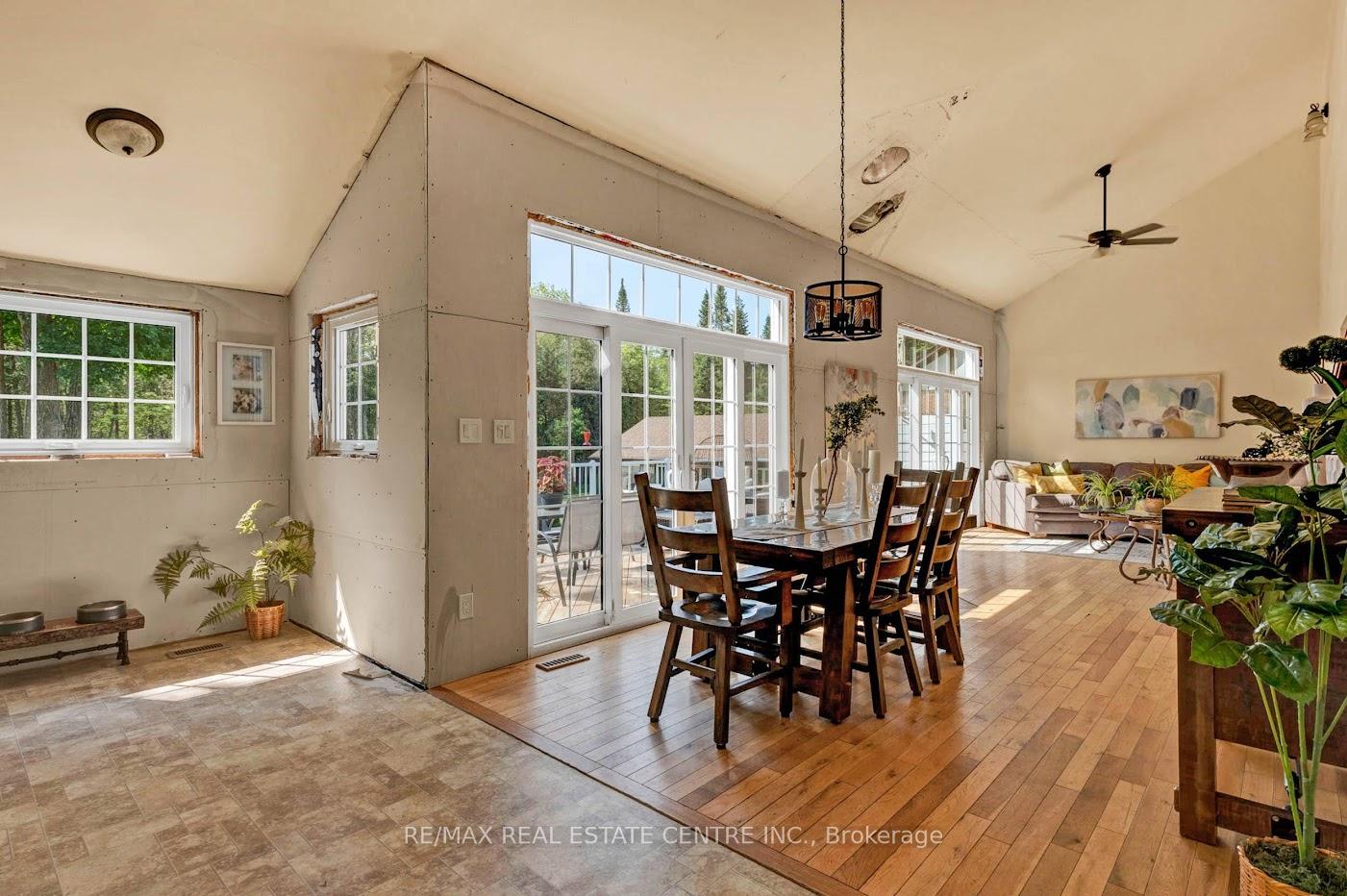 Photo 3 of 126 Maple Court, Shelburne — HOMEH