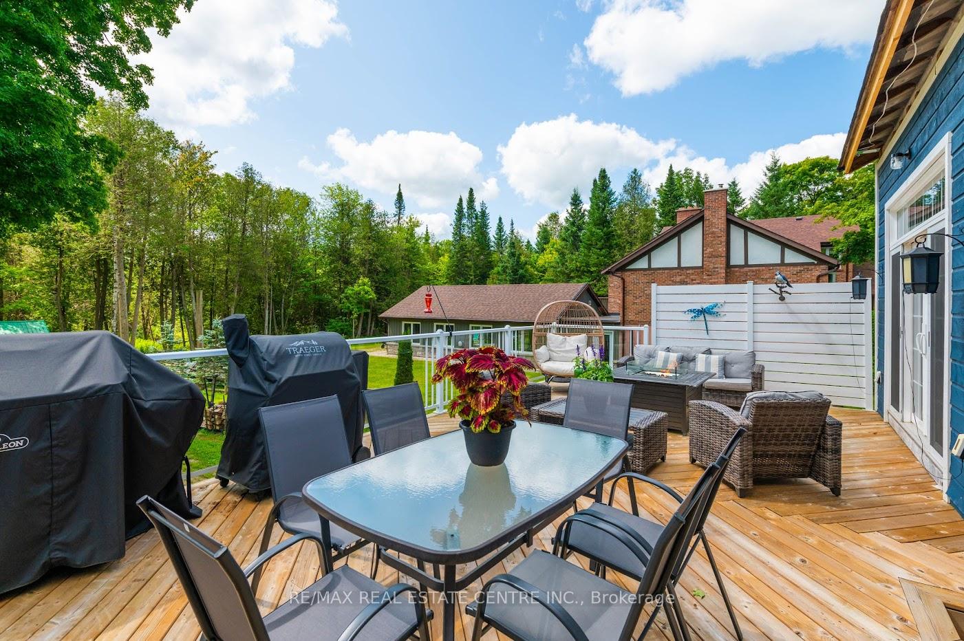 Photo 19 of 126 Maple Court, Shelburne — HOMEH