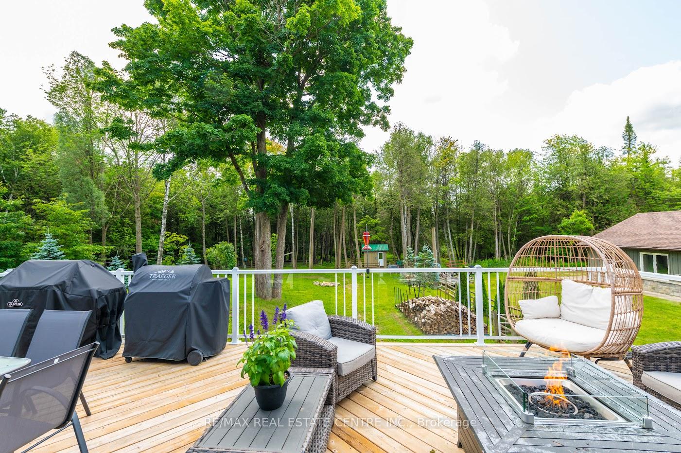 Photo 21 of 126 Maple Court, Shelburne — HOMEH