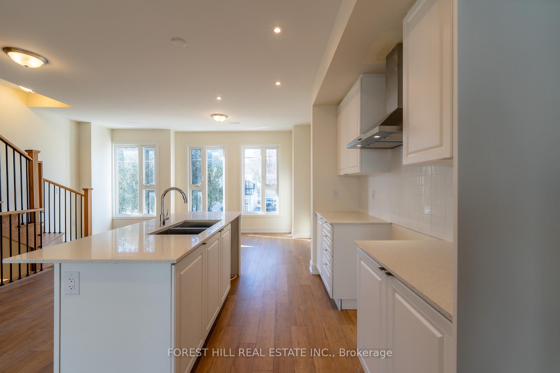 Photo 13 of 20 Bru Lor Lane, Orillia — HOMEH