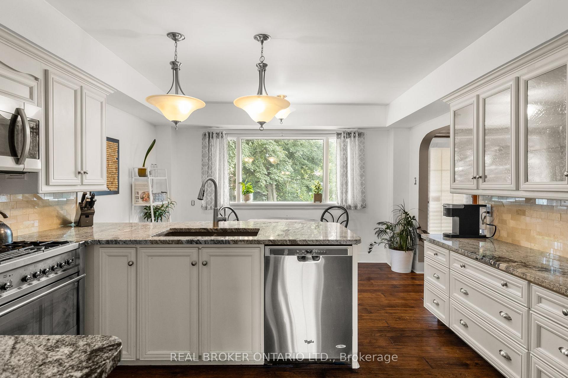 Photo 9 of 81 Clapperton Street, Barrie, Codrington — HOMEH