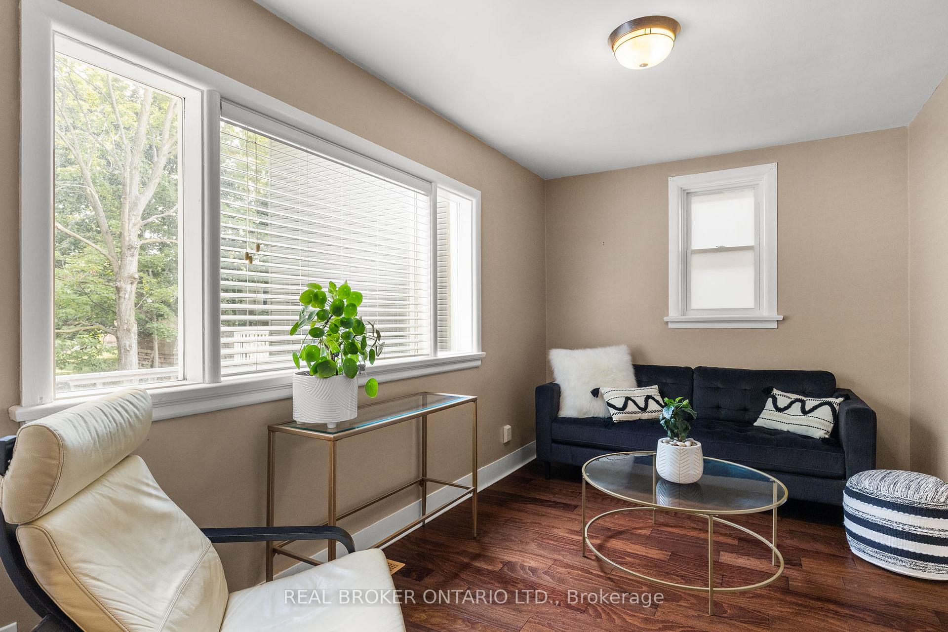 Photo 11 of 81 Clapperton Street, Barrie, Codrington — HOMEH