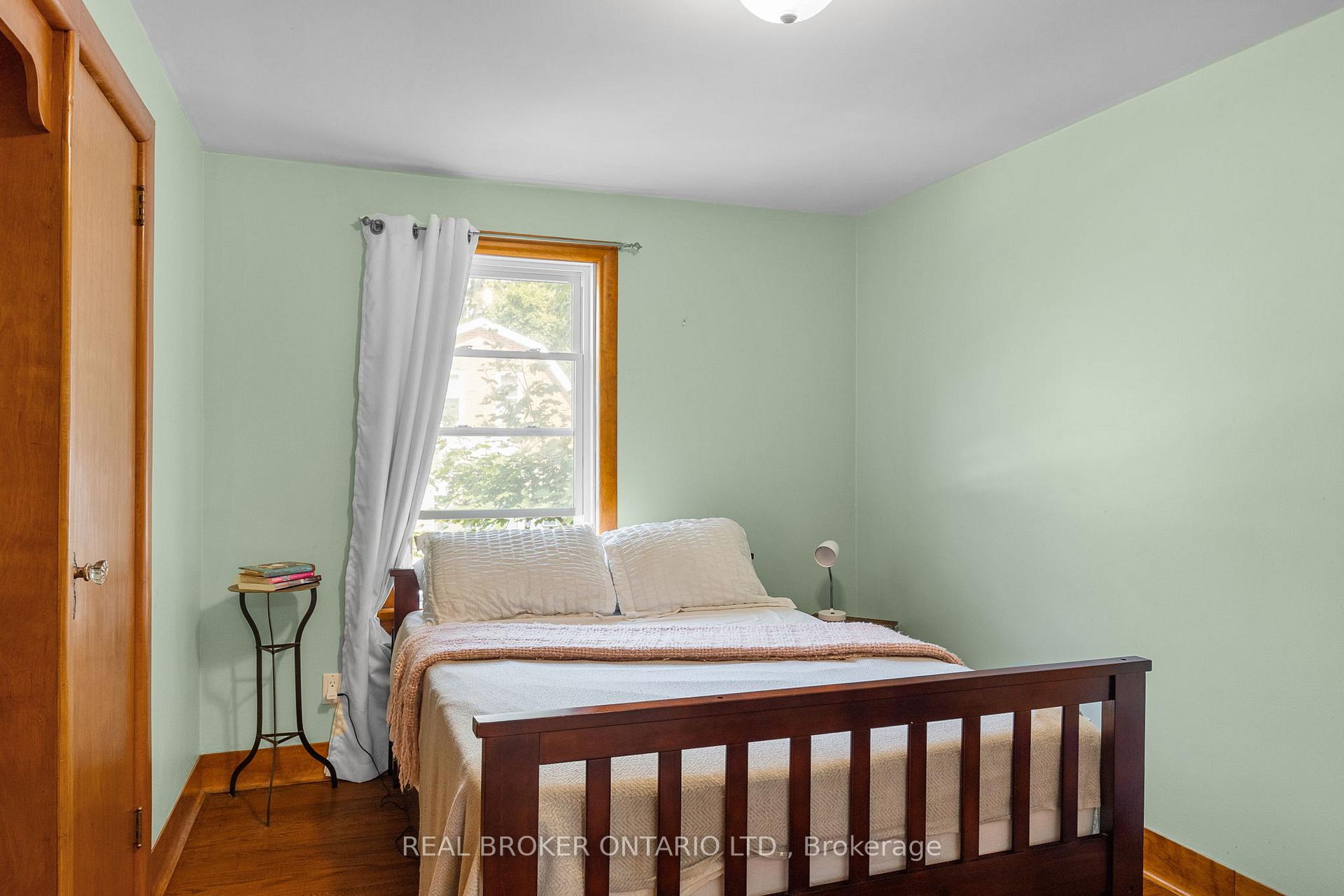 Photo 22 of 81 Clapperton Street, Barrie, Codrington — HOMEH