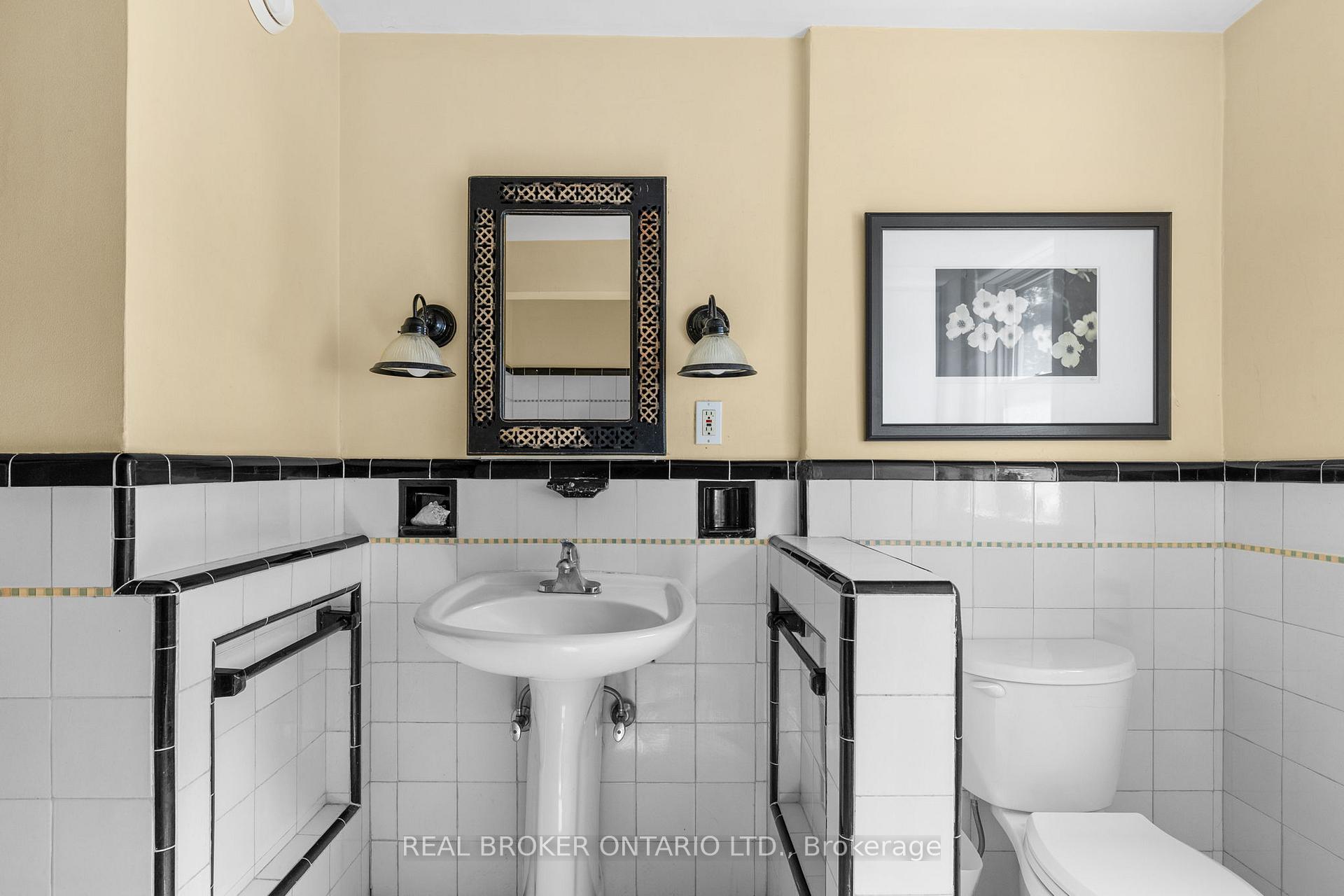 Photo 20 of 81 Clapperton Street, Barrie, Codrington — HOMEH