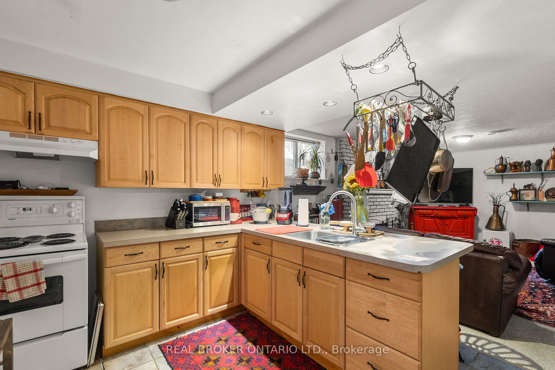 Photo 25 of 81 Clapperton Street, Barrie, Codrington — HOMEH