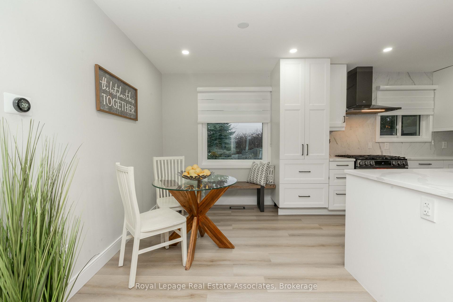 Photo 21 of 51 Delmar Drive, Hamilton, Buchanan — HOMEH