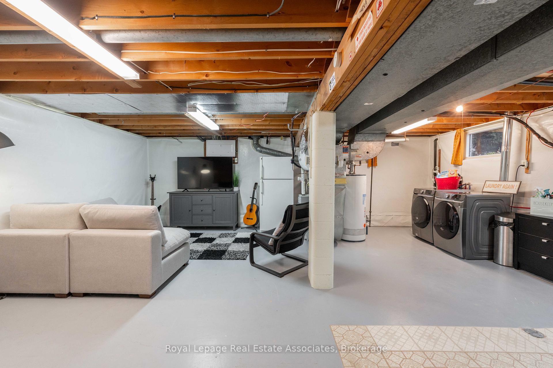 Photo 32 of 51 Delmar Drive, Hamilton, Buchanan — HOMEH