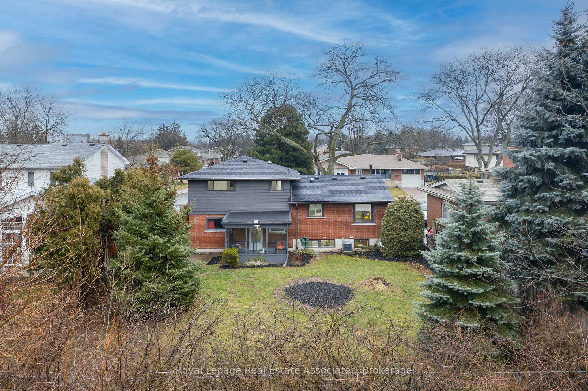 Photo 39 of 51 Delmar Drive, Hamilton, Buchanan — HOMEH