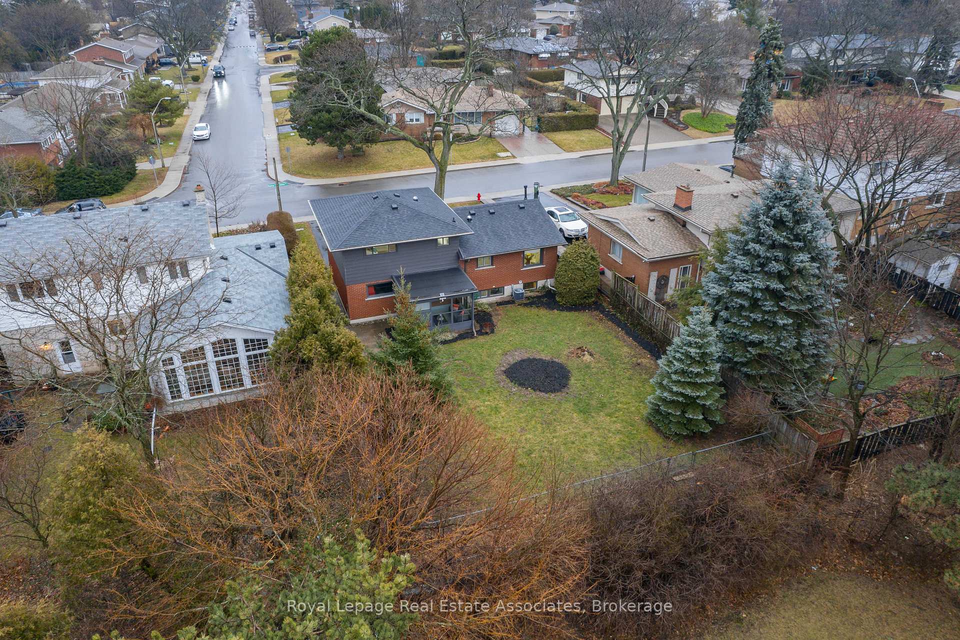 Photo 38 of 51 Delmar Drive, Hamilton, Buchanan — HOMEH