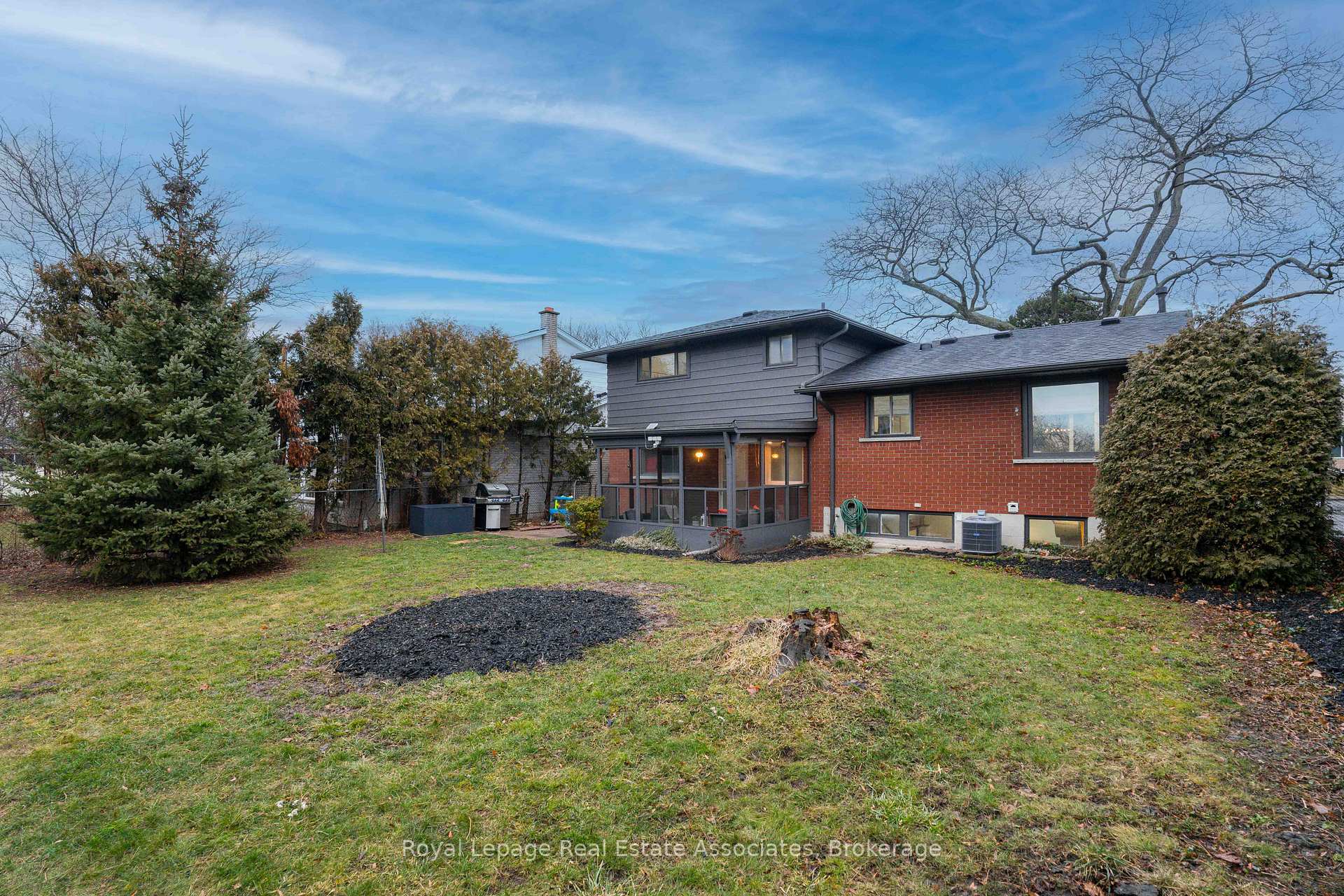 Photo 44 of 51 Delmar Drive, Hamilton, Buchanan — HOMEH