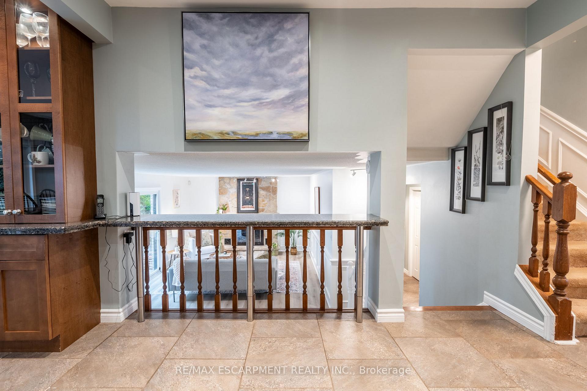 Photo 9 of 33 Cumminsville Drive, Hamilton, Rural Flamborough — HOMEH