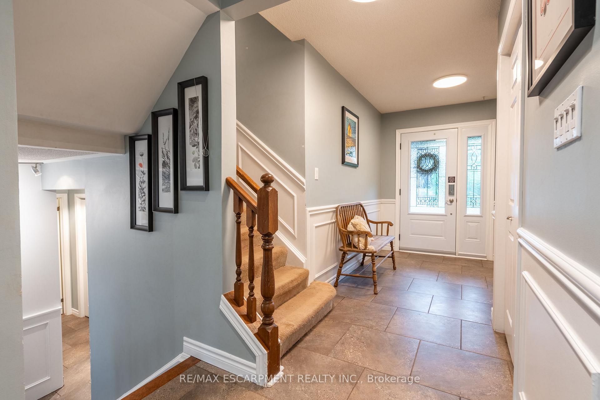 Photo 17 of 33 Cumminsville Drive, Hamilton, Rural Flamborough — HOMEH
