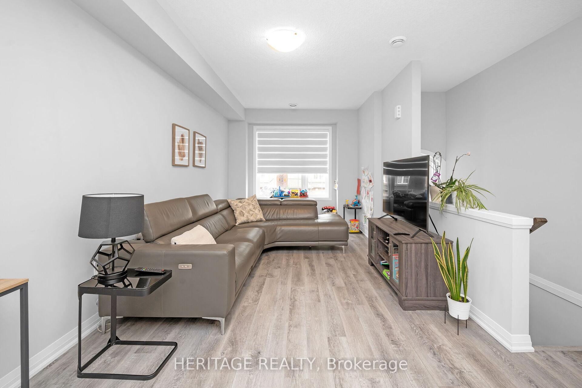 Photo 10 of 59 Aquarius Crescent, Hamilton, Rural Glanbrook — HOMEH