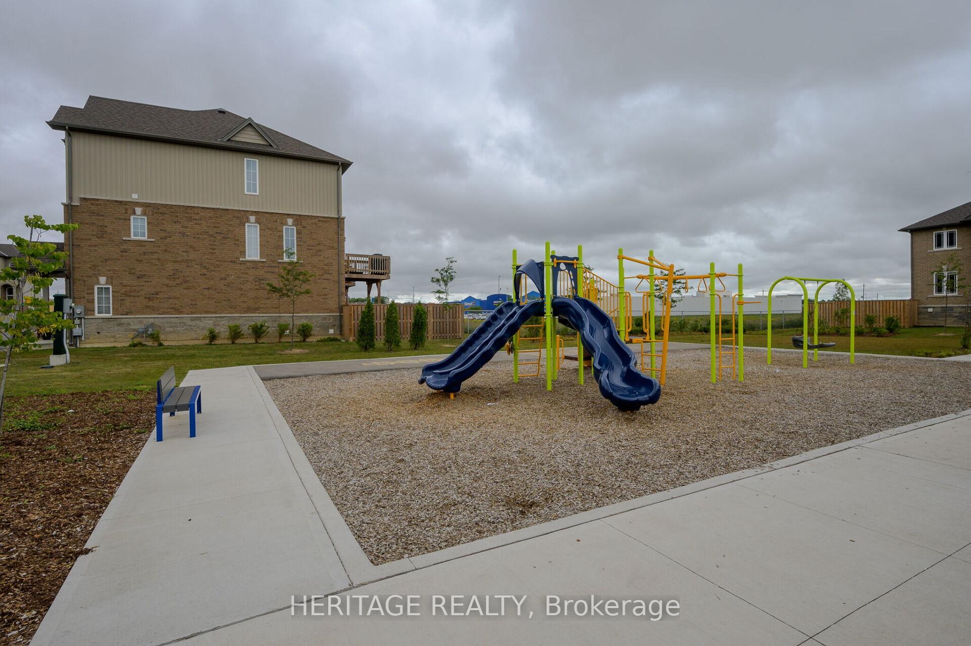 Photo 30 of 59 Aquarius Crescent, Hamilton, Rural Glanbrook — HOMEH