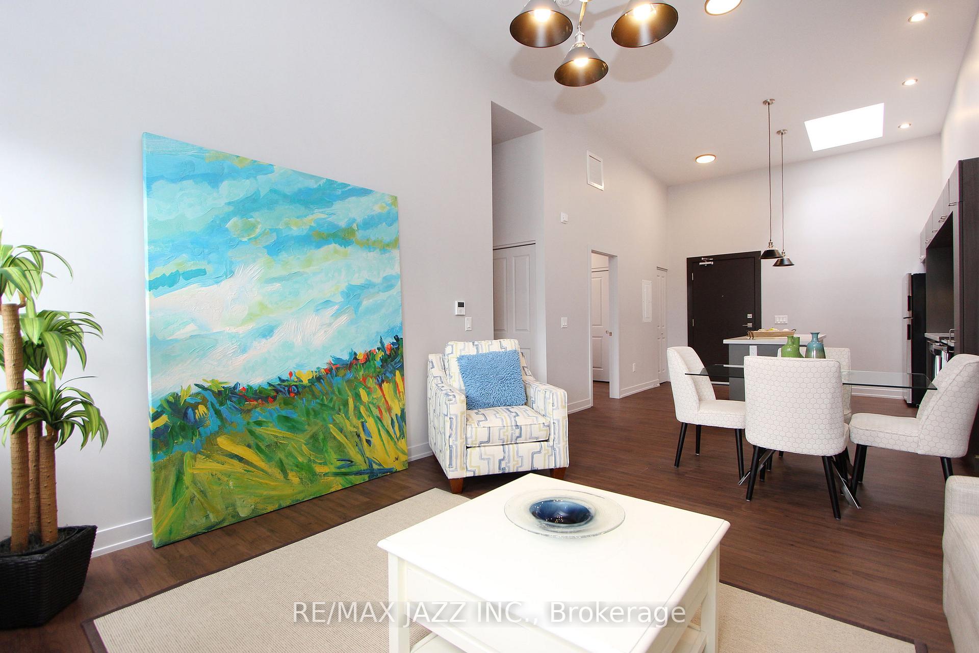 Photo 11 of Unit 202, 14 1/2 King Street E, Oshawa, O'Neill — HOMEH