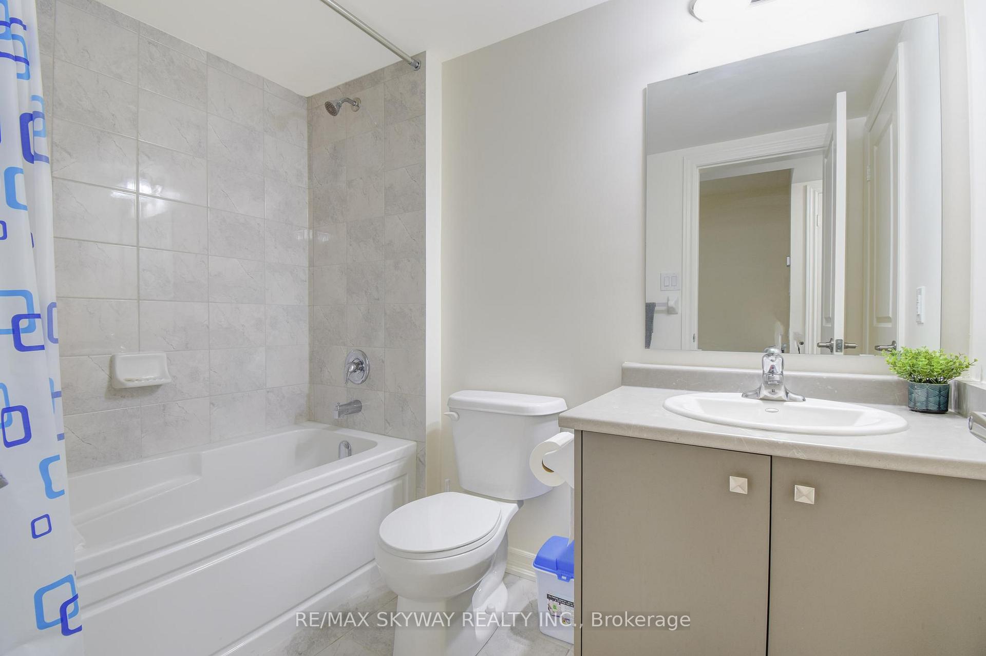 Photo 5 of 49 Stewardship Road, Brampton, Northwest Brampton — HOMEH