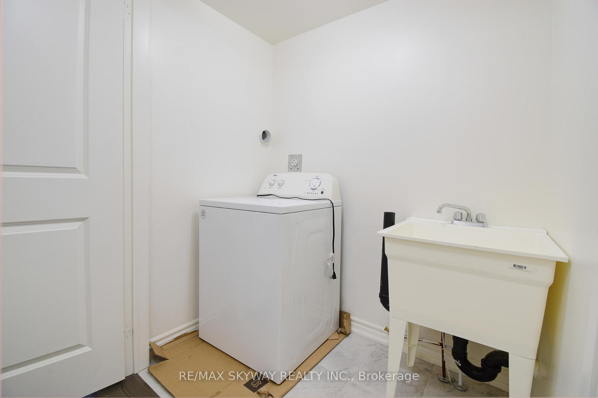 Photo 7 of 49 Stewardship Road, Brampton, Northwest Brampton — HOMEH